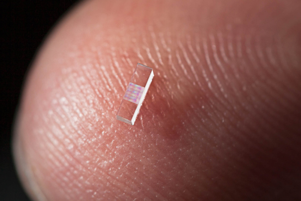 nanostructured_glass_chip